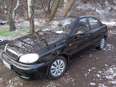 В рассрочку Daewoo Lanos 1.6 черный на газу