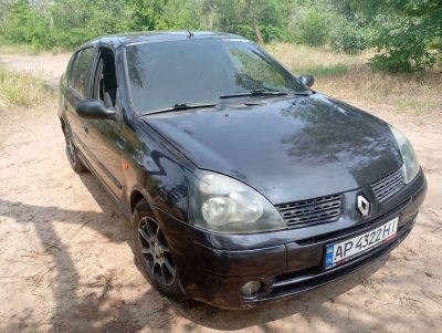 В рассрочку Renault Clio Symbol на газу 4 полной комплектации