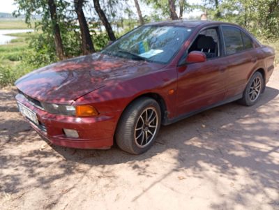 В рассрочку Mitsubishi Galant АКПП газ 4 климат -контроль