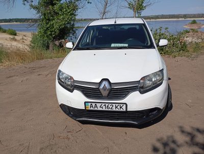 В рассрочку Renault Logan на газу евро 4